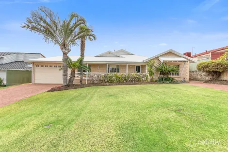 Property photo of 6 Moth Court Ocean Reef WA 6027