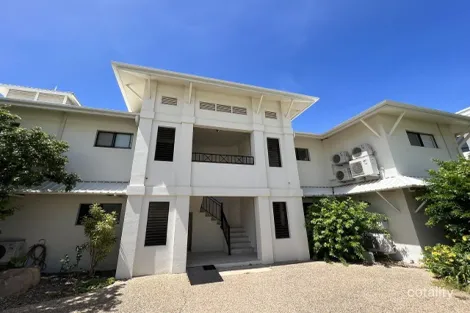 18/16 Sir Leslie Thiess Dr, Townsville City, QLD 4810