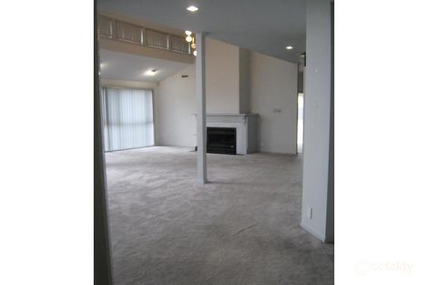 Property photo of 137 Chichester Drive Taylors Lakes VIC 3038