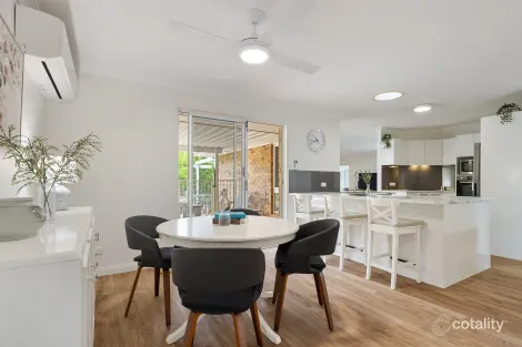 Property photo of 6 Haylett Rise Regents Park QLD 4118