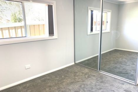 Property photo of 10 Raht Place Doonside NSW 2767