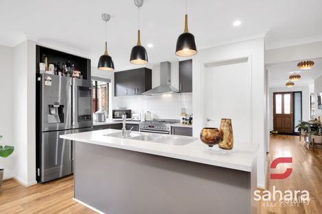 Property photo of 20 Primavera Drive Mickleham VIC 3064