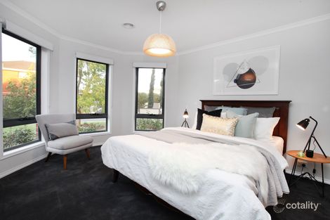 Property photo of 1 Primrose Court Gowanbrae VIC 3043
