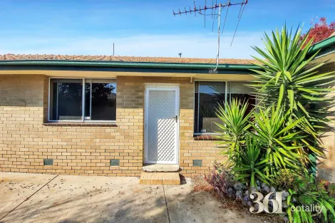2/20 Strathmore Cres, Hoppers Crossing, VIC 3029