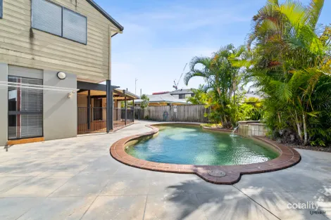 32 Thirteenth Ave, Palm Beach, QLD 4221