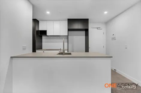 615/220 Melrose Dr, Phillip, ACT 2606