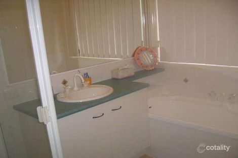 Property photo of 18 Highclare Court Little Mountain QLD 4551