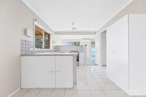 Property photo of 72 Raisell Road Cranbourne West VIC 3977
