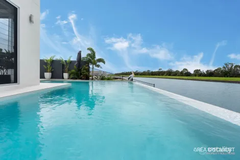 Property photo of 102 Paradise Parade Jacobs Well QLD 4208