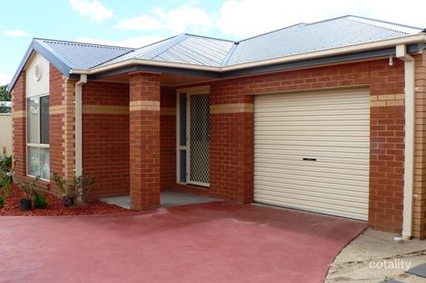 2/4 Dundas St, Lancefield, VIC 3435