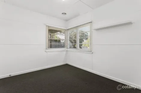 Property photo of 84-86 Ninth Avenue Rosebud VIC 3939
