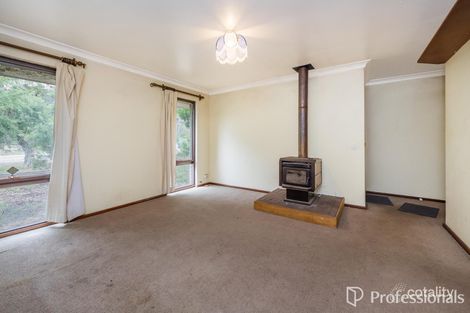 Property photo of 11 Wandoo Road Forrestfield WA 6058