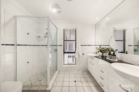 Property photo of 83 Gordon Road Bardon QLD 4065