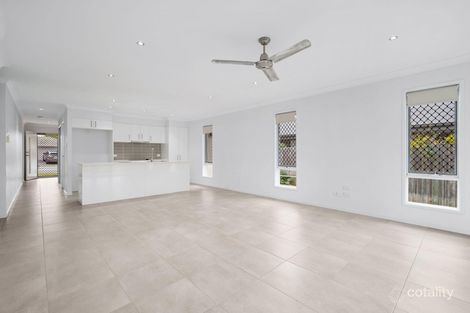 Property photo of 102 Cordeaux Crescent Redbank Plains QLD 4301