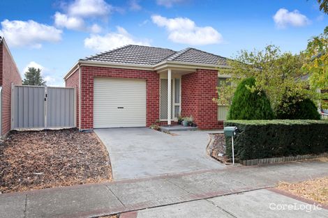 Property photo of 4 Reigate Street Caroline Springs VIC 3023