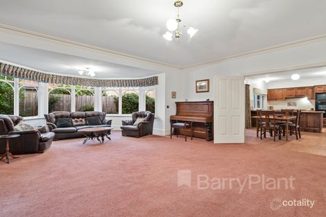 Property photo of 15 Monastery Close Wantirna South VIC 3152