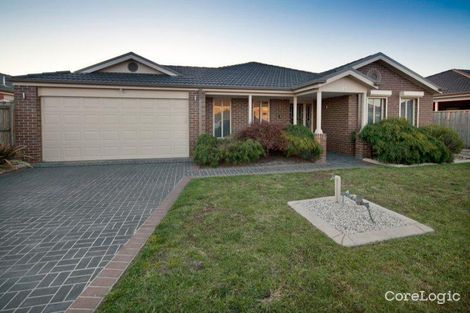 Property photo of 13 Bronson Circuit Cranbourne North VIC 3977