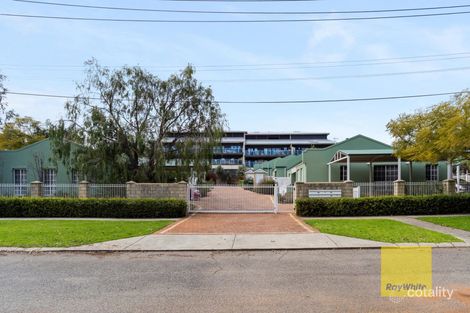 Property photo of 3/2 Headingly Road Kalamunda WA 6076