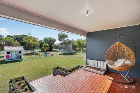 Property photo of 116 Batson Parade Hindmarsh Island SA 5214