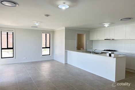 74 Mount Pleasant Dr, Menangle Park, NSW 2563