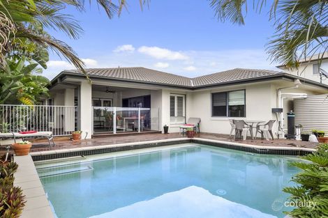 11 Lawley Cres, Pacific Pines, QLD 4211