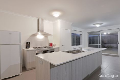 Property photo of 73 Sunstone Boulevard Treeby WA 6164