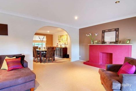 Property photo of 12 Baker Crescent Figtree NSW 2525