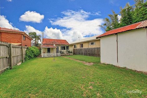 Property photo of 5 Grattan Terrace Wynnum QLD 4178