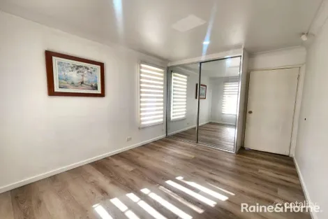 Property photo of 13 Tea Tree Crescent Macquarie Fields NSW 2564