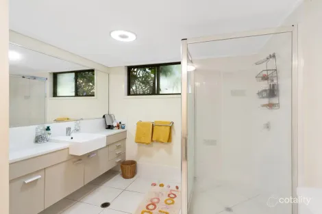 Property photo of 3/4 Grand Parade Parrearra QLD 4575