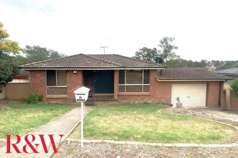 8 Sauternes Pl, Eschol Park, NSW 2558