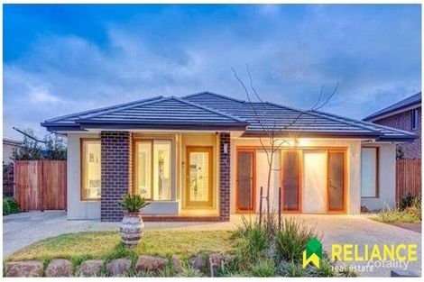 Property photo of 15 Avonmore Way Weir Views VIC 3338