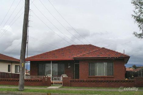 28 Weringa Ave, Lake Heights, NSW 2502