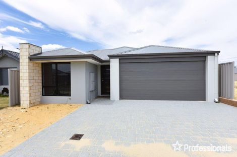 Property photo of 5 Kerf Way Baldivis WA 6171