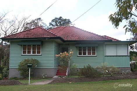 19 Driver St, Holland Park West, QLD 4121