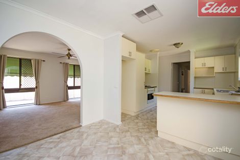 Property photo of 38 Wiltshire Crescent Wodonga VIC 3690