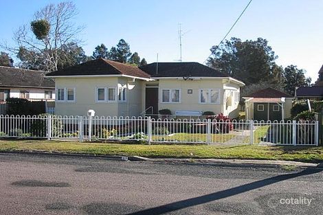 31 Lakeside Pde, The Entrance, NSW 2261