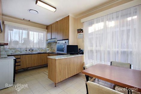 Property photo of 24 Allanfield Crescent Wantirna South VIC 3152