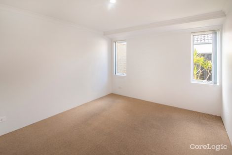 Property photo of 6 Echidna Green Broadwater WA 6280