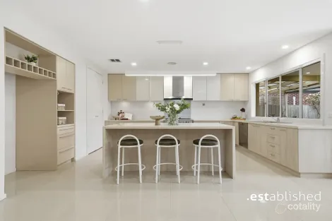 Property photo of 19 Millpond Drive Point Cook VIC 3030