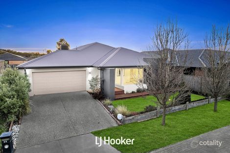 Property photo of 55 Charlbury Crescent Cranbourne North VIC 3977