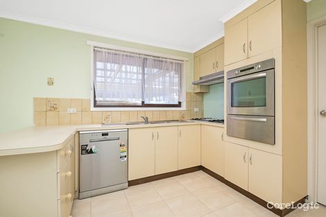 Property photo of 18 Courtenay Avenue Cranbourne North VIC 3977