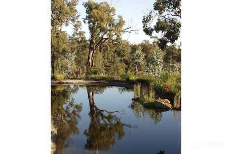 Property photo of 1 Kilfoyle Rise Bedfordale WA 6112
