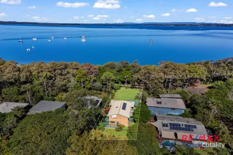 366 Victoria Pde S, Coochiemudlo Island, QLD 4184