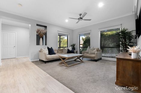 Property photo of 48 Leemak Crescent Berwick VIC 3806