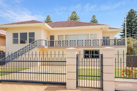 Property photo of 20 Esplanade Victor Harbor SA 5211