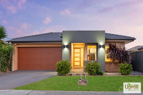 28 Chagall Pde, Clyde North, VIC 3978