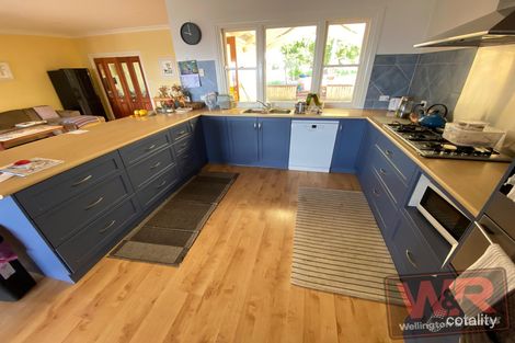 Property photo of 131 Hare Street Mount Clarence WA 6330