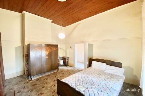 Property photo of 223 Pine Street Hay NSW 2711