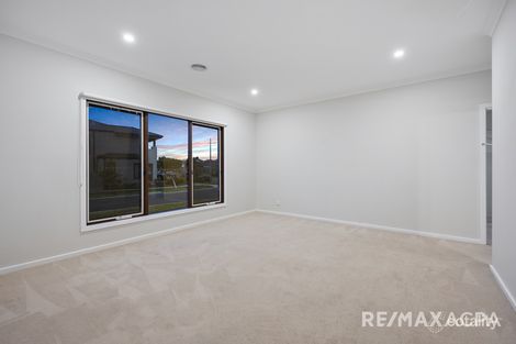 Property photo of 82 Wincott Crescent Point Cook VIC 3030